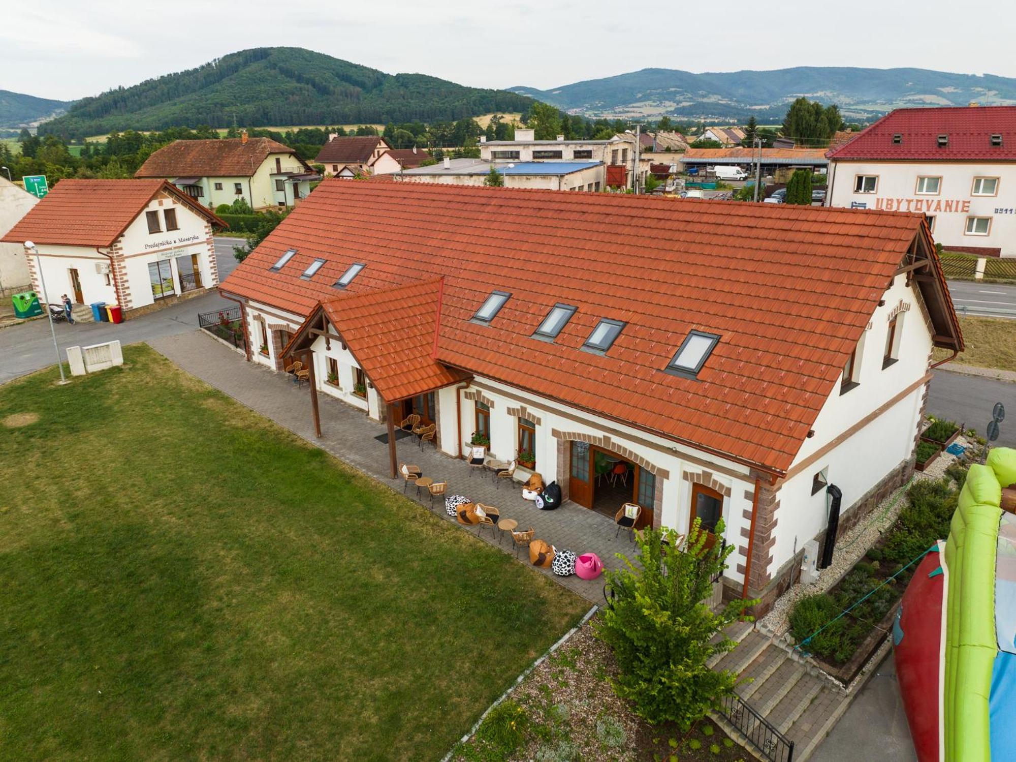 Rezort Masarykov Dvor Pstrusa Экстерьер фото